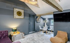 1 Lamb Barn
